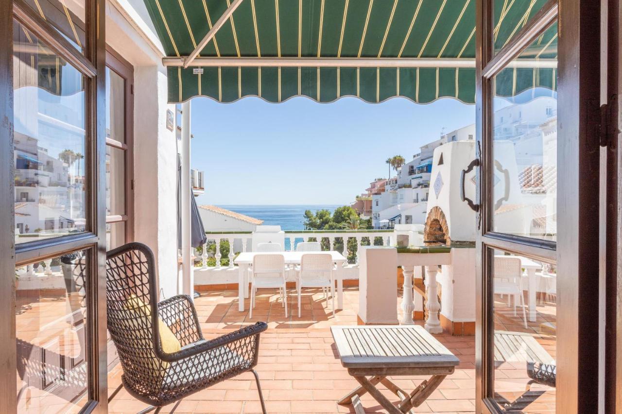 Capistrano Playa Apartment Nerja Bagian luar foto